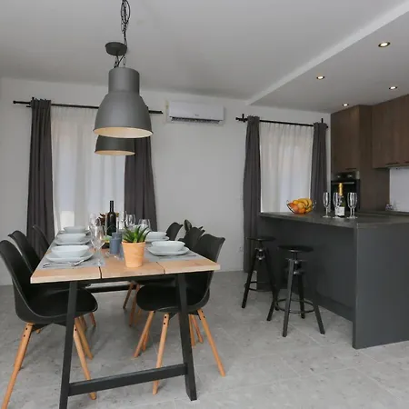 דירה Marti - Three Bedroom With Balconies And Sea View - St סופטאר