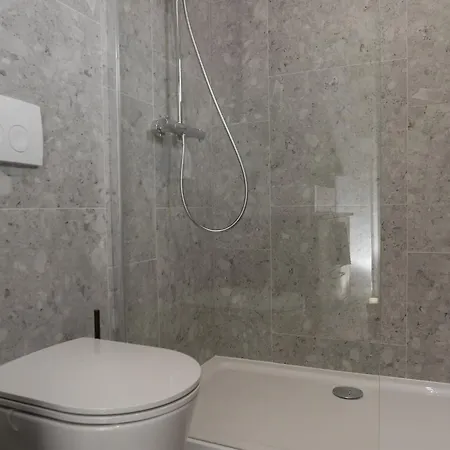 Marti - Three Bedroom With Balconies And Sea View - St