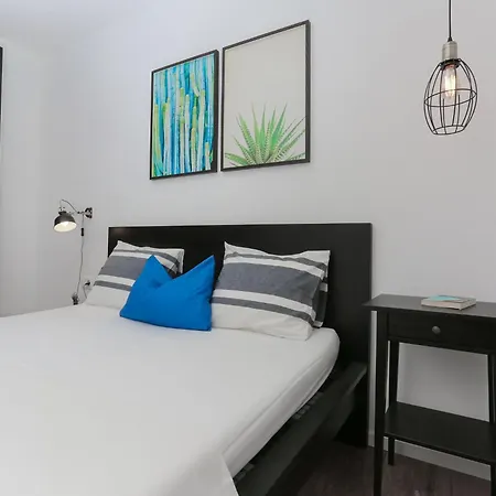 דירה Marti - Three Bedroom With Balconies And Sea View - St *