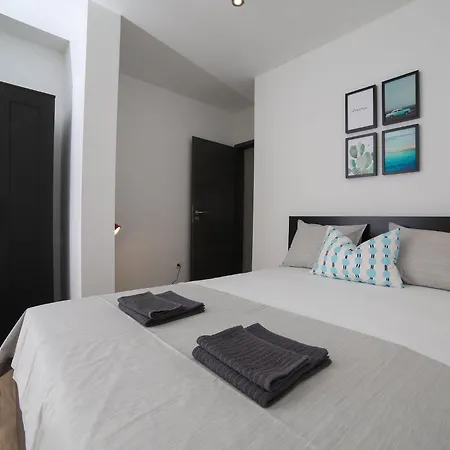 דירה Marti - Three Bedroom With Balconies And Sea View - St סופטאר