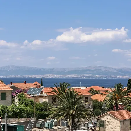 Marti - Three Bedroom With Balconies And Sea View - St דירה סופטאר